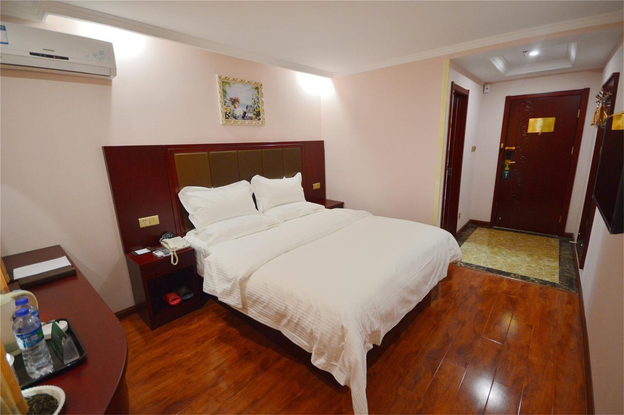 Greentree Inn Yunnan Lijiang Qixing Street Express Hotel Екстериор снимка
