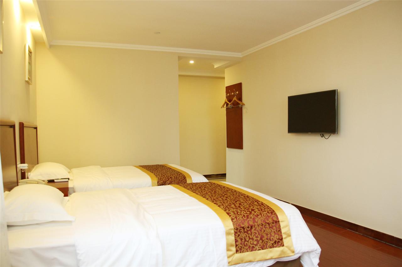 Greentree Inn Yunnan Lijiang Qixing Street Express Hotel Екстериор снимка