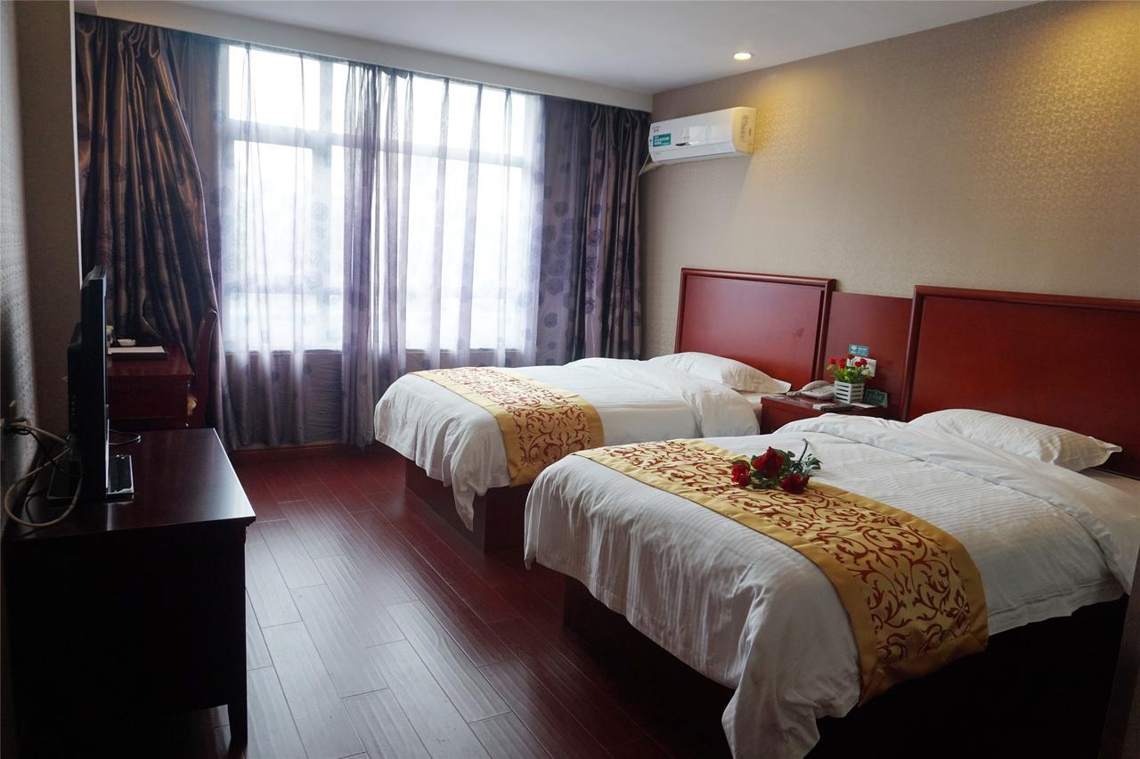 Greentree Inn Yunnan Lijiang Qixing Street Express Hotel Екстериор снимка