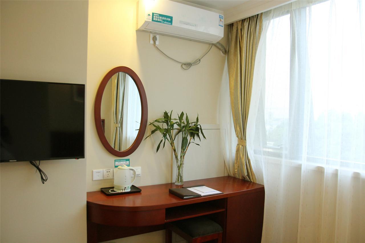 Greentree Inn Yunnan Lijiang Qixing Street Express Hotel Екстериор снимка